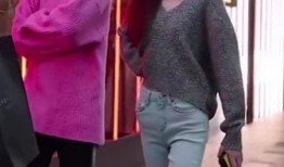 成都美女吃瓜事件,网络热议背后的真相揭晓