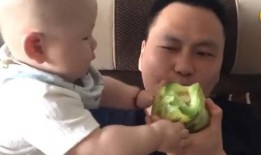 孩子吃瓜嫌爸爸老,孩子眼中爸爸的“老成”时光