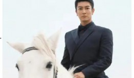 霍思燕之前很爱玩吃瓜,从吃瓜爱好者到娱乐圈风云人物