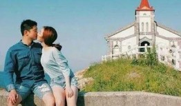 德国吃瓜情侣图片