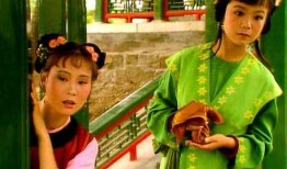 吃瓜的小丫头,揭秘吃瓜小丫头的趣味生活